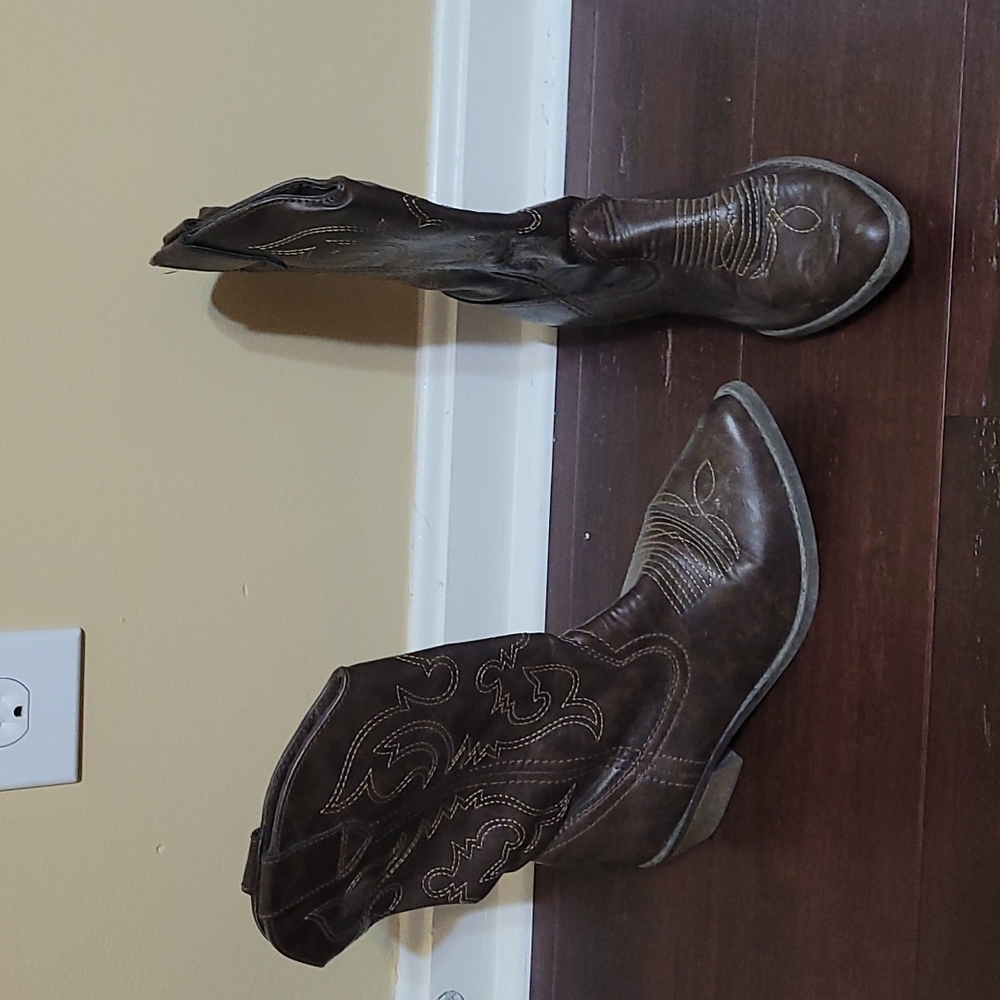 Rampage cowgirl boots size 7